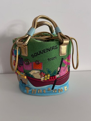 Souvenirs bracelets bag - souvenirs,